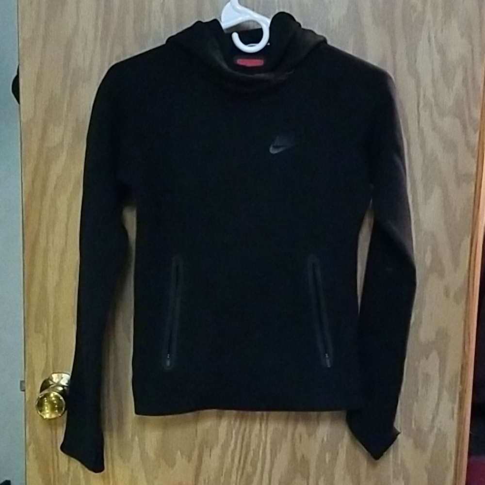 Nike sweatshirt